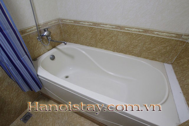 Cho Thuê Căn Hộ Cực Rẻ Với 2 Phòng Ngủ Full Nội Thất Tại Tây Hồ 7
