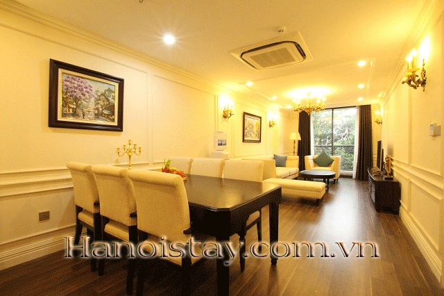 Cho thuê căn hộ đẳng cấp, nội thất Châu Âu, gần Vincom Tower 6