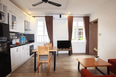 Cho thuê căn hộ đầy đủ nội thất ở phố Tô Ngọc Vân, Tây Hồ 1
