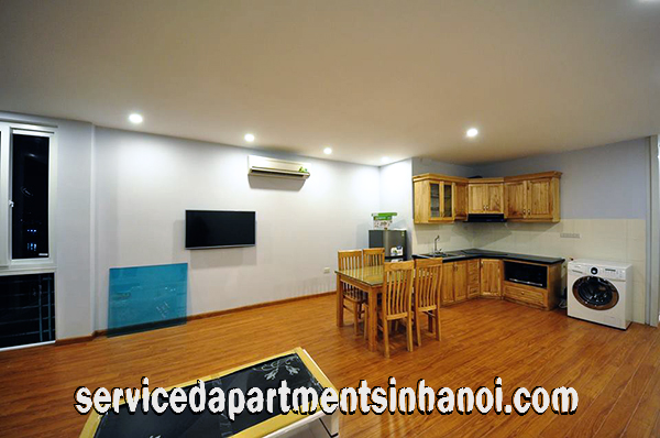Cho thuê căn hộ dịch vụ 1 phòng ngủ có view Hồ tại phố Yên Phụ, Tây Hồ 8