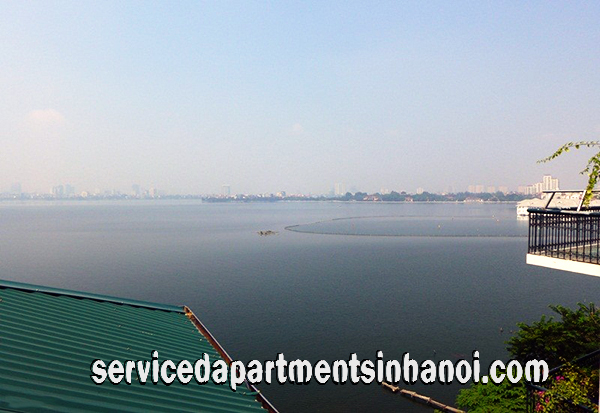 Cho thuê căn hộ dịch vụ 1 phòng ngủ, có view hồ tại Yên Phụ, Tây Hồ