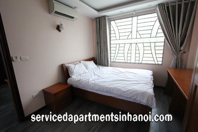 Cho thuê căn hộ dịch vụ 1 phòng ngủ gần hồ Thiền Quang và công viên Thống Nhất 4