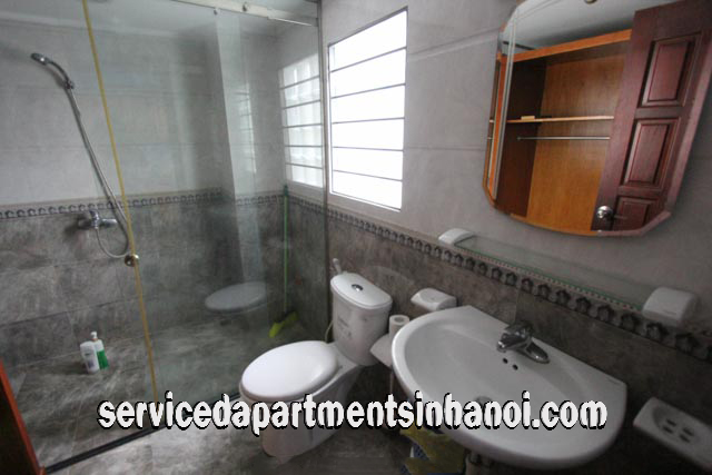 Cho thuê căn hộ dịch vụ 1 phòng ngủ gần hồ Thiền Quang và công viên Thống Nhất 7