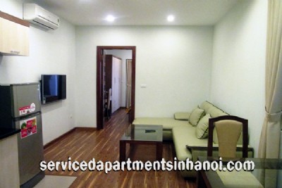 Cho thuê căn hộ dịch vụ 1 phòng ngủ phố Kim Mã, quận Ba Đình
