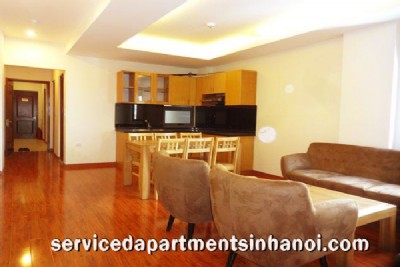 Cho thuê căn hộ dịch vụ 1 phòng ngủ rộng rãi ở Phó Đức Chính, Trúc Bạch