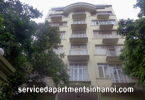 Cho thuê căn hộ dịch vụ 2 phòng ngủ cao cấp tại Tây Hồ, Hà Nội 1