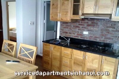 Cho thuê căn hộ dịch vụ 2 phòng ngủ giá rẻ phố Thụy Khuê, Ba Đình