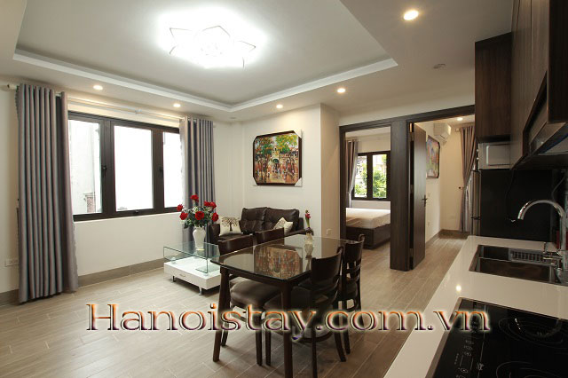 Cho thuê căn hộ dịch vụ 2 phòng ngủ hiện đại quận Tây Hồ, Hà Nội 2