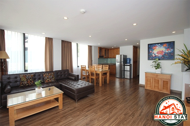 Căn hộ dịch vụ chuyên nghiệp cho thuê có view hồ Tây và ban công thoáng mát 2