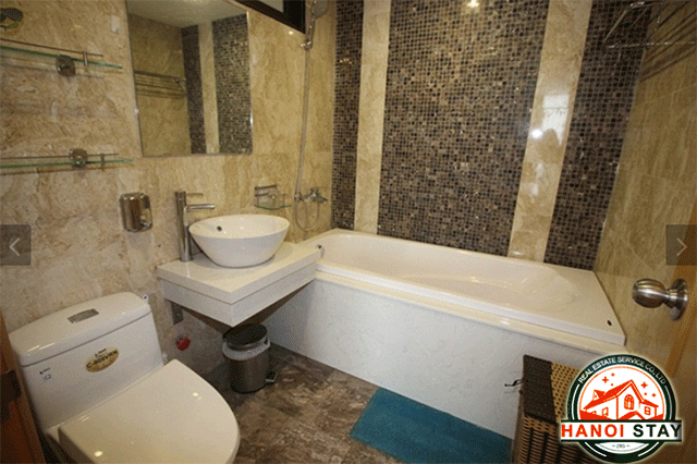 Căn hộ dịch vụ chuyên nghiệp cho thuê có view hồ Tây và ban công thoáng mát 7