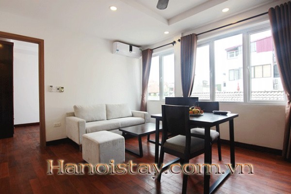 Cho thuê căn hộ dịch vụ đầy đủ nội thất tại phố Tô Ngọc Vân, Tây Hồ 3