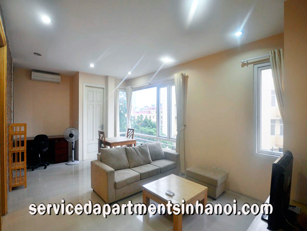 Cho thuê căn hộ dịch vụ nhiều ánh sáng tự nhiên tại Nguyễn Khánh Toàn, Cầu Giấy