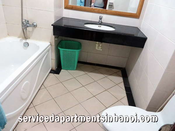 Cho thuê căn hộ dịch vụ rộng rãi và đầy đủ nội thất phố Thái Hà, Đống Đa 7