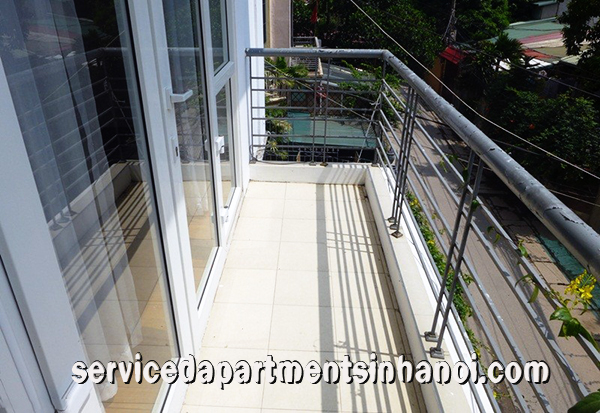Cho thuê căn hộ dịch vụ tại phố Đặng Thai Mai, Tây Hồ có ban công 6