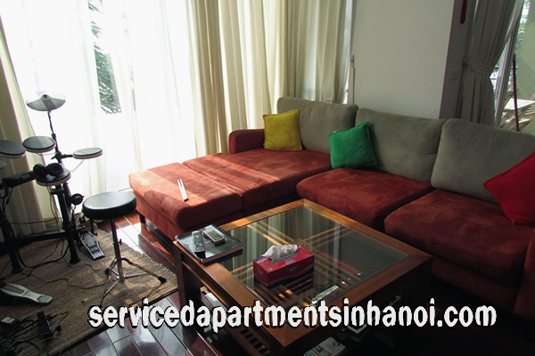 Cho thuê căn hộ dịch vụ view hồ Tây, full nội thất tại Yên Phụ, Tây Hồ 4