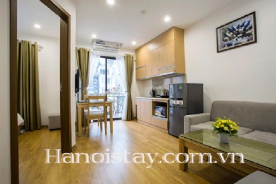 Cho thuê căn hộ đủ đồ đẹp khu vực Hồ Trúc Bạch, Ba Đình, Giá hợp lý