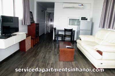 Cho thuê căn hộ giá rẻ khu vực Trúc Bạch, Ba Đình
