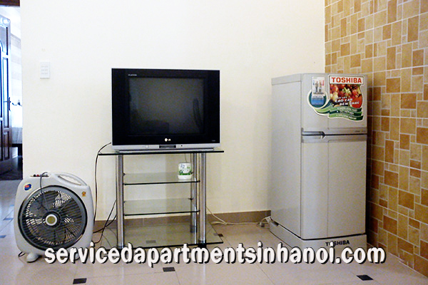 Cho thuê căn hộ giá rẻ một phòng ngủ phố Từ Hoa, Tây Hồ 2
