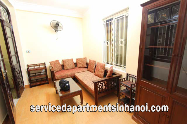 Cho thuê căn hộ giá rẻ phố Văn Miếu, quận Đống Đa 2