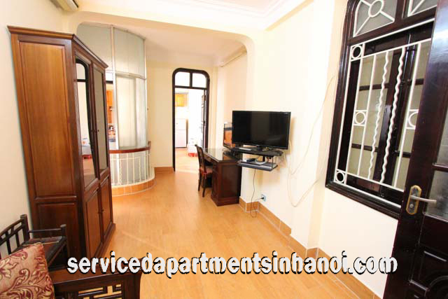 Cho thuê căn hộ giá rẻ phố Văn Miếu, quận Đống Đa 4