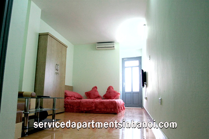 Cho thuê căn hộ giá rẻ quận Long Biên, 250$/tháng 4