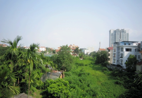 Cho thuê căn hộ hai phòng ngủ tại Xuân Diệu, Tây Hồ, có ban công 1