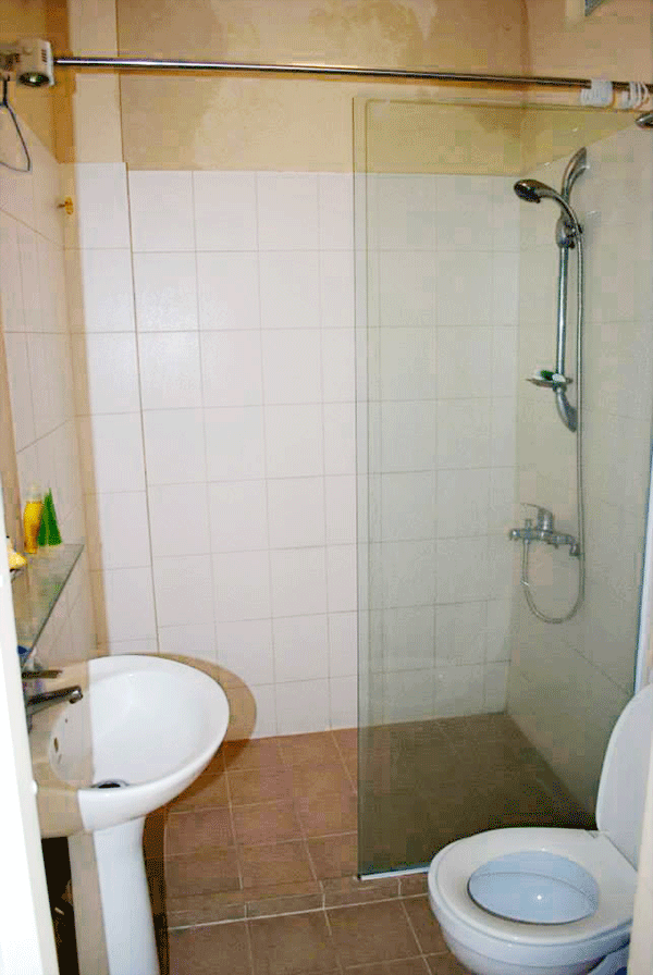 Cho thuê căn hộ hai phòng ngủ tại Xuân Diệu, Tây Hồ, có ban công 13