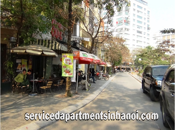 Cho thuê căn hộ hiện đại 2 phòng ngủ tại phố Kim Mã, Ba Đình 4