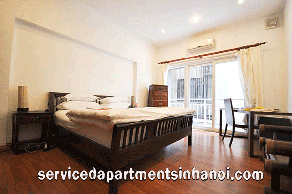 Cho thuê căn hộ mặt hồ Trúc Bạch, diện tích rộng, 180m2 10