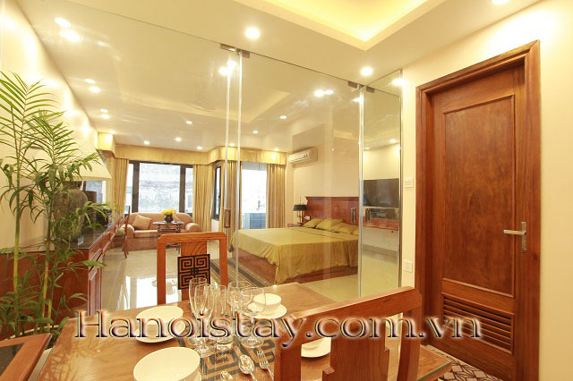 Cho thuê căn hộ mini 1 phòng ngủ, phòng hiện đại, cách hồ Tây 1km 10