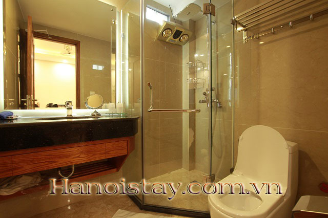Cho thuê căn hộ mini 1 phòng ngủ, phòng hiện đại, cách hồ Tây 1km 2
