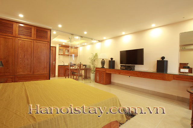 Cho thuê căn hộ mini 1 phòng ngủ, phòng hiện đại, cách hồ Tây 1km 6