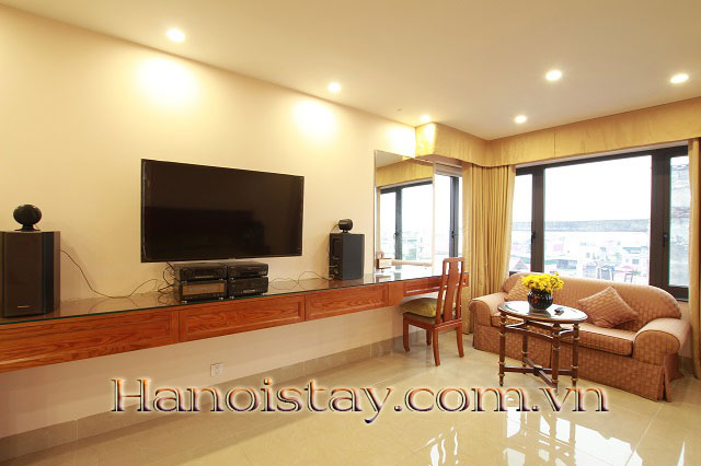 Cho thuê căn hộ mini 1 phòng ngủ, phòng hiện đại, cách hồ Tây 1km 7