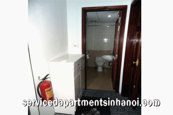Cho thuê căn hộ một phòng ngủ phố Vạn Bảo, Ba Đình 9