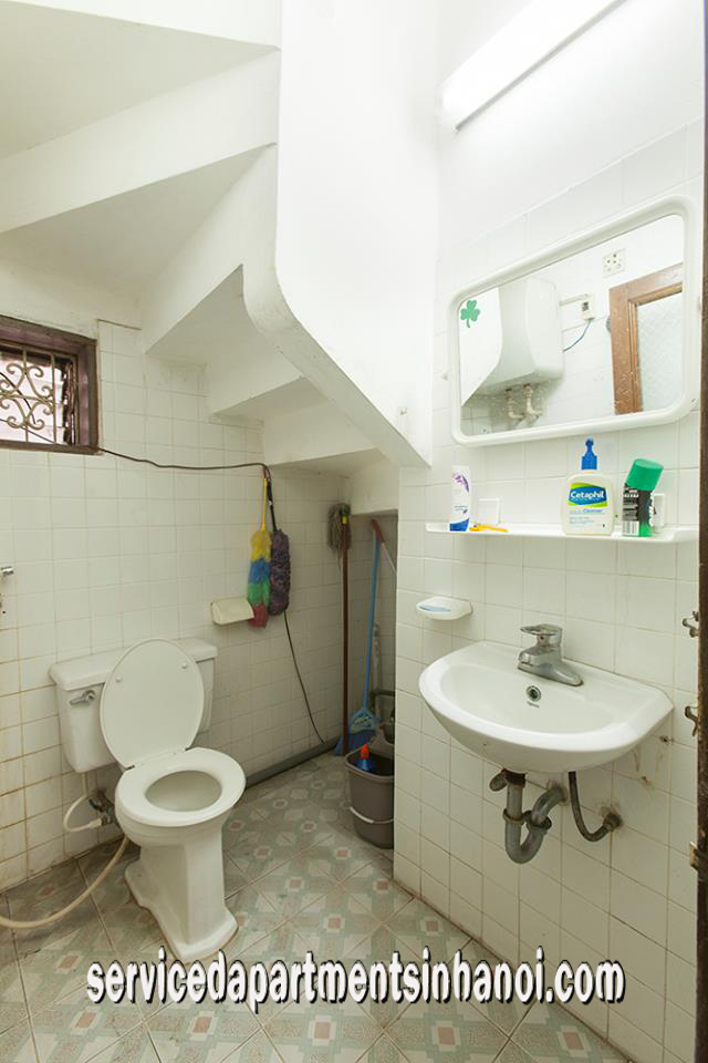 Cho thuê nhà riêng 4 phòng ngủ đầy đủ nội thất gần hồ Ba Mẫu 11
