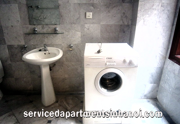Cho thuê nhà riêng 4 phòng ngủ phố Đội Cấn, Ba Đình 11