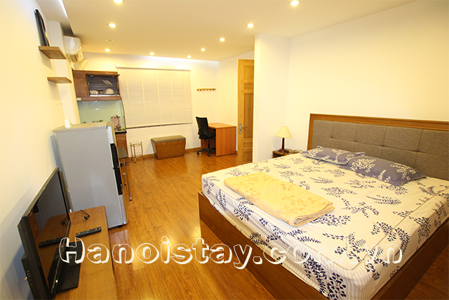 Cho thuê Studio giá rẻ và đầy đủ nội thất tại Trúc Bạch, Ba Đình