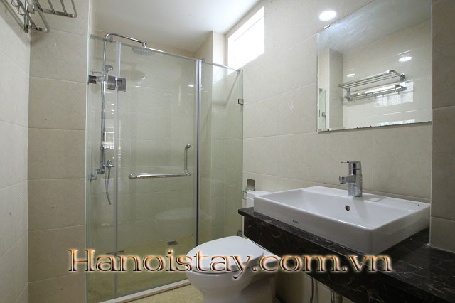 Còn Duy Nhất Một Phòng Có Ban Công, Nhiều Ánh Sáng Cho Thuê Gần Quốc Tử Giám 2