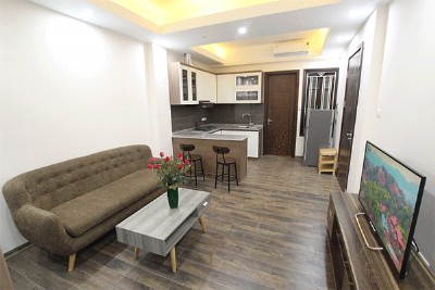 Căn hộ hoàn toàn mới tại khu vực rất yên tĩnh cho thuê gấp 1