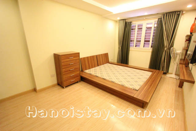 Tòa căn hộ dịch vụ chuyên nghiệp cho thuê gấp căn hộ 3 phòng ngủ, full nội thất ở Giảng Võ, Ba Đình 15