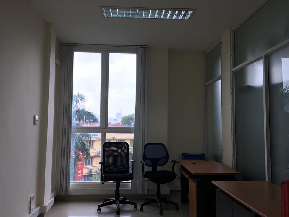 Tôi có diện tích 20m2 muốn cho thuê làm văn phòng giá rẻ, tòa nhà có thang máy 2