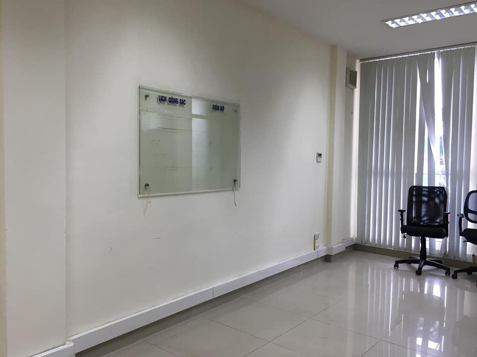 Tôi có diện tích 20m2 muốn cho thuê làm văn phòng giá rẻ, tòa nhà có thang máy 3