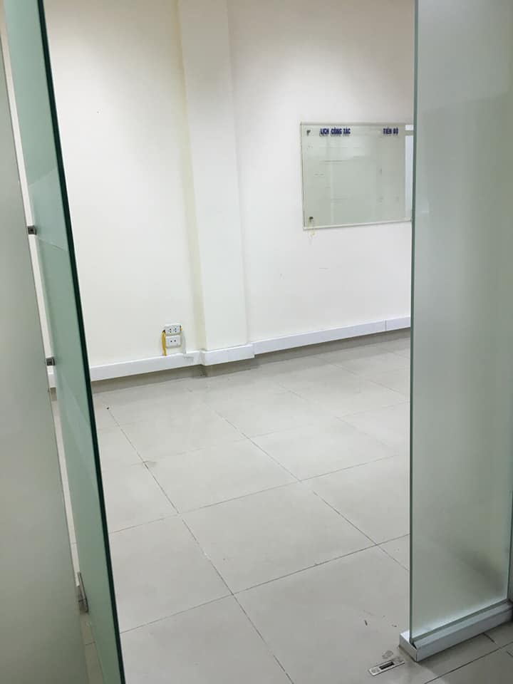 Tôi có diện tích 20m2 muốn cho thuê làm văn phòng giá rẻ, tòa nhà có thang máy 4