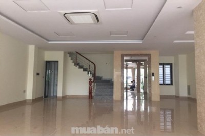 Văn Phòng Cao Cấp 70m2 Thông Sàn Cho Thuê Gần Phố Thái Hà, Quận Đống Đa