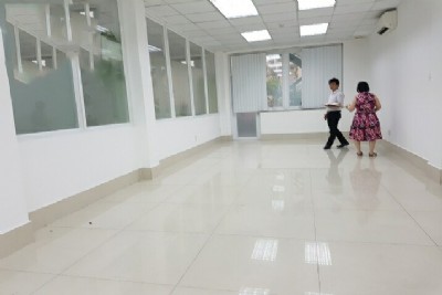 Văn phòng tại phố Trần Phú, quận Thanh Xuân cho thuê, giá hợp lý, có tầng hầm để xe